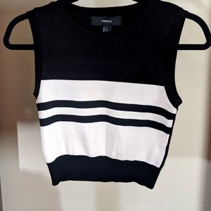 Forever 21 black and white sweater vest